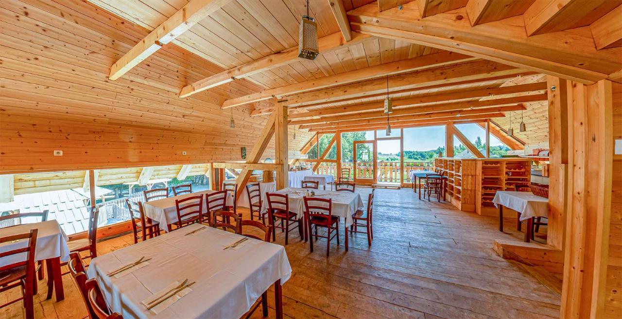 Slovenia Eco Resort オスレンドネスロヴェンスカ エクステリア 写真