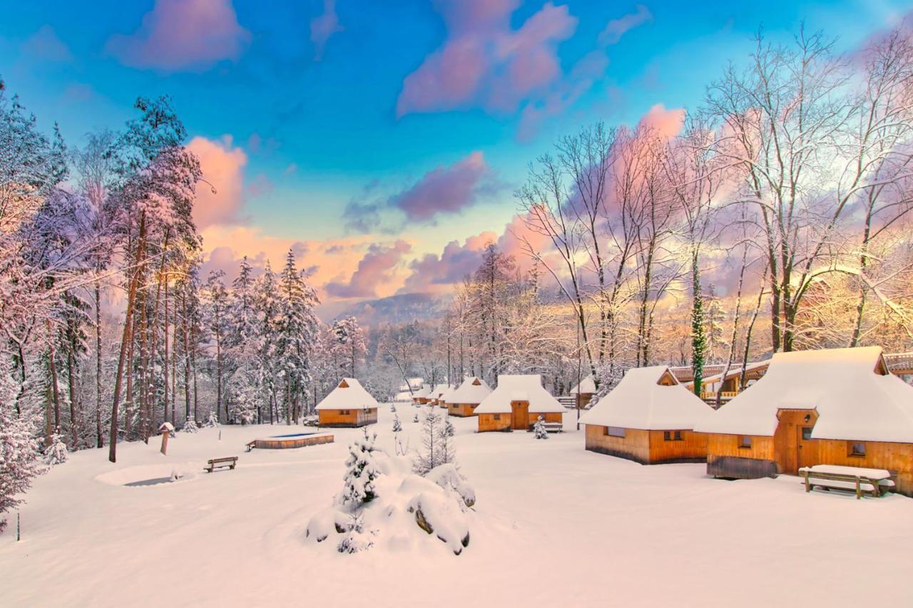 Slovenia Eco Resort オスレンドネスロヴェンスカ エクステリア 写真