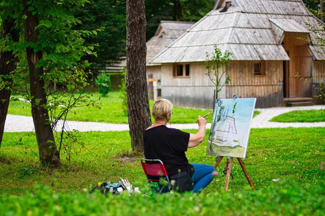Slovenia Eco Resort オスレンドネスロヴェンスカ エクステリア 写真