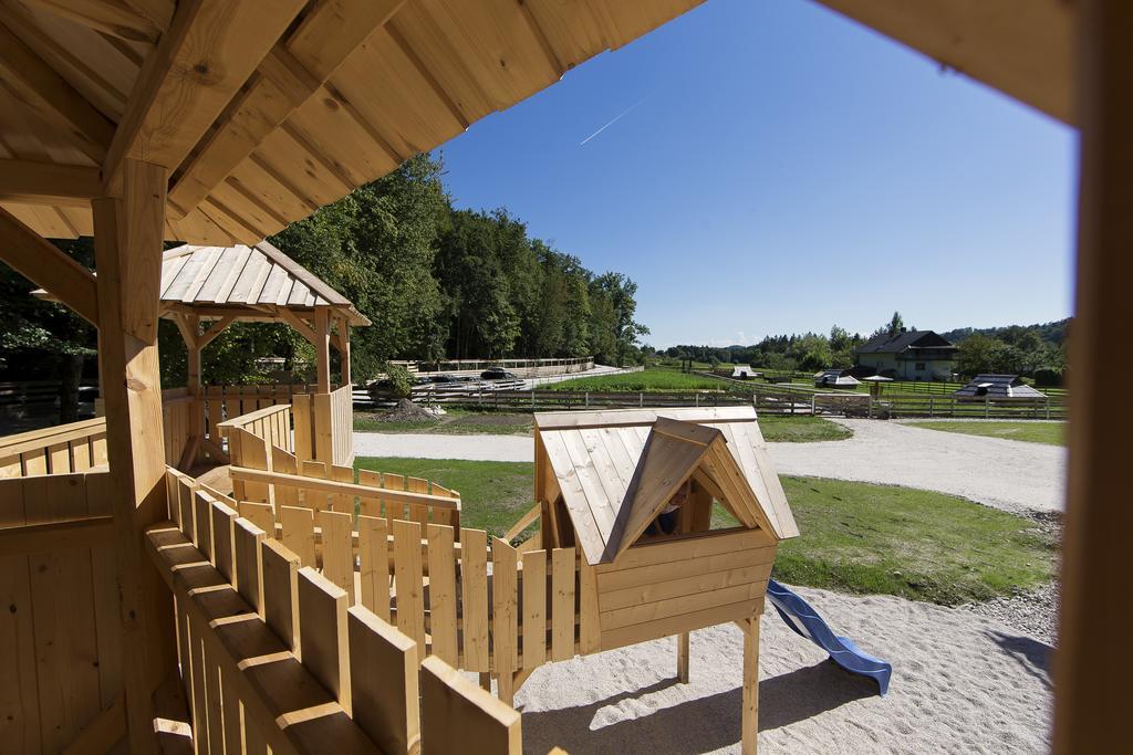 Slovenia Eco Resort オスレンドネスロヴェンスカ エクステリア 写真